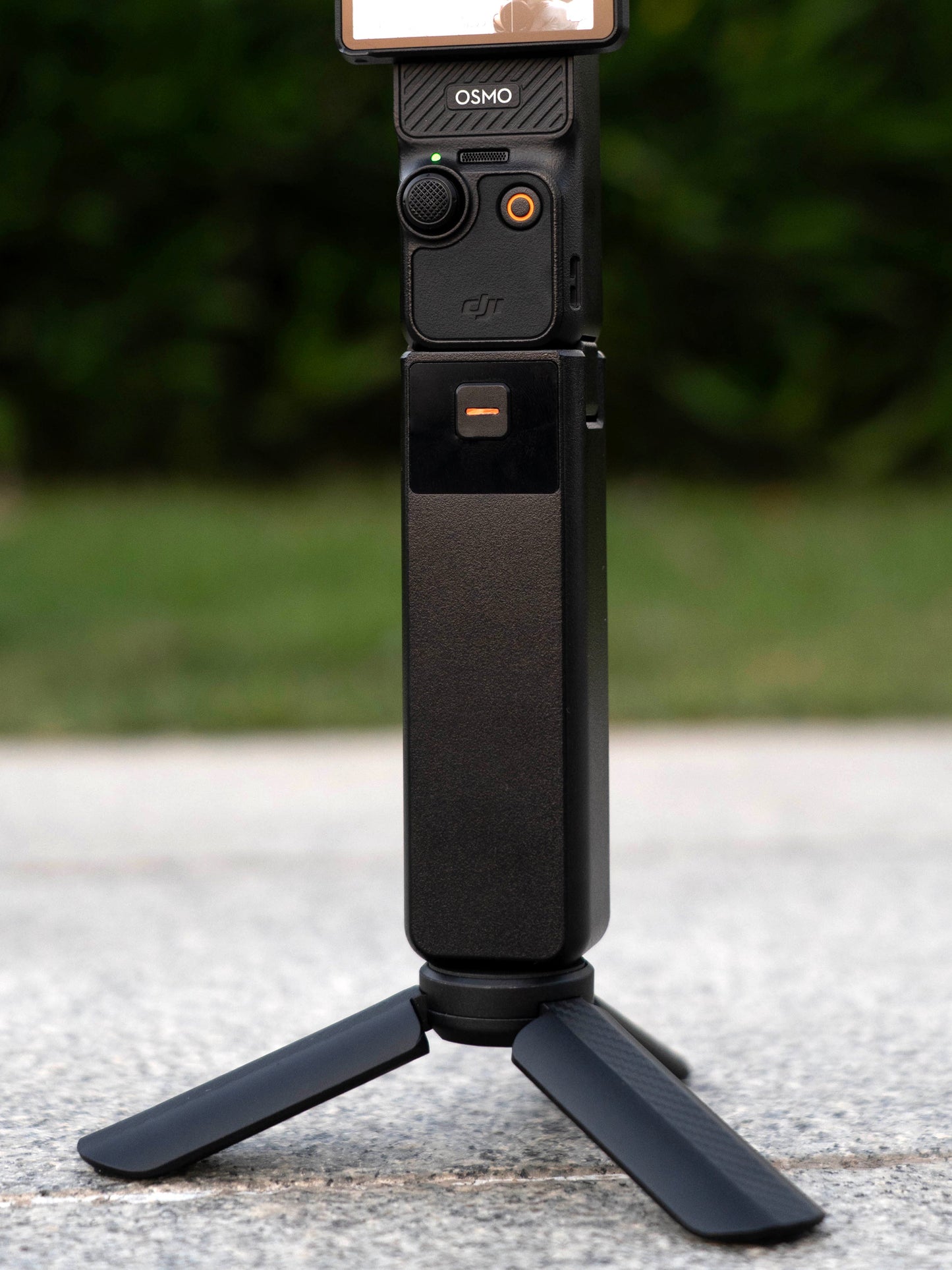 LKTOP Osmo Pocket 3 5000mAh Battery Handle , 22.5W Fast Charging, Built-in 5000mAh Battery, Reserved 1/4” Thread