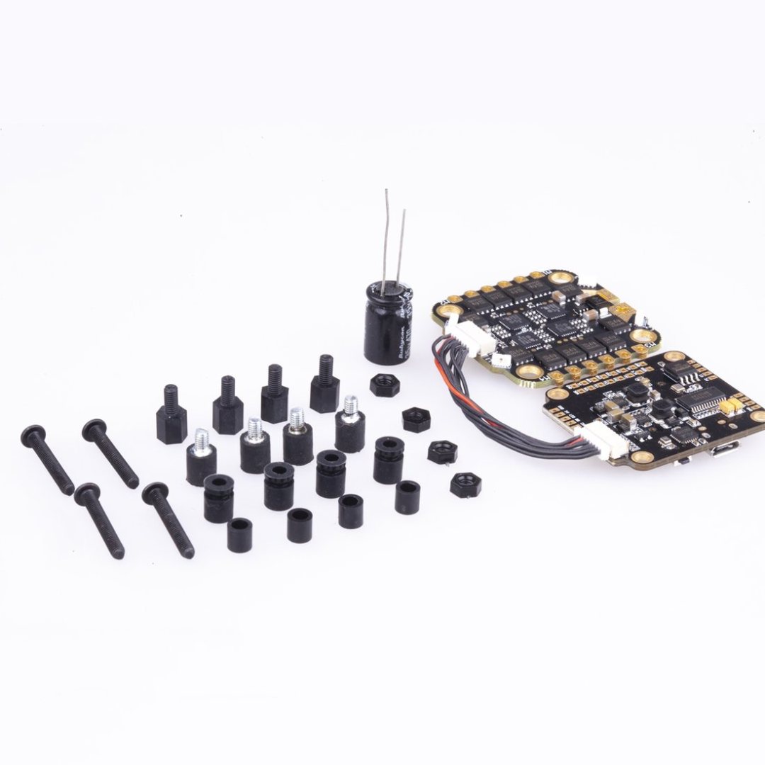 FLYWOO F722 GOKU Stack 30.5x30.5mm 50A BLheli_32 2-6S 4in1 F722 FC